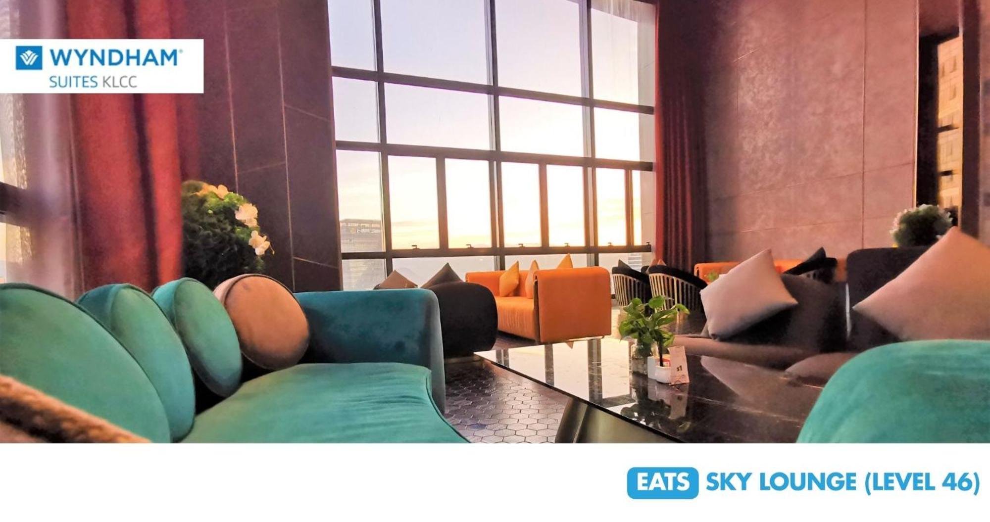 Wyndham Suites Klcc Kuala Lumpur Exterior foto Sky Lounge